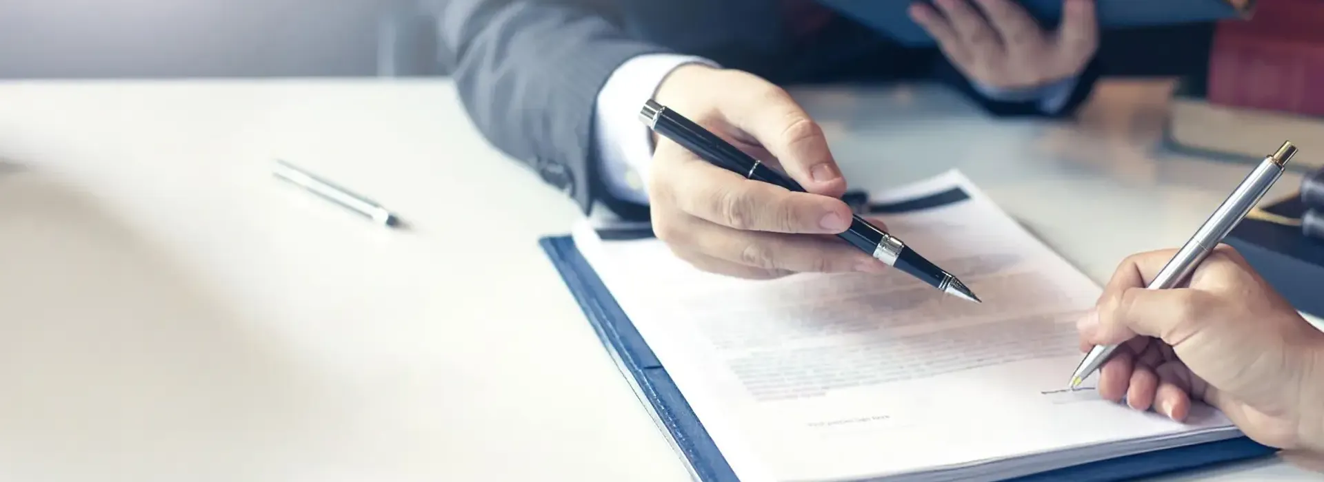 legal-banner-2.webp